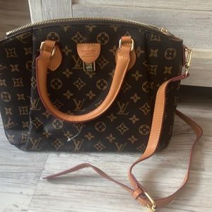 I just bought this last week.  I needed a bit larger so, my loss is your gain.